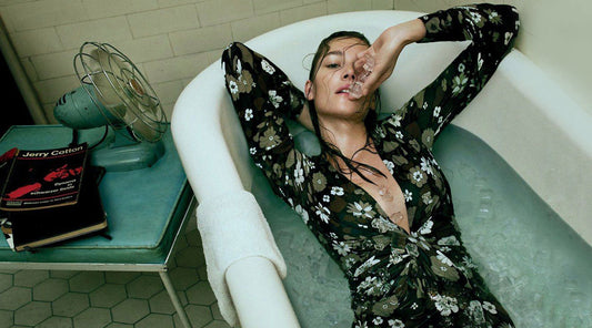 Ice Bathing: the wellness trend that has us shivering with excitement  WORDS MINA KERR-LAZENBY